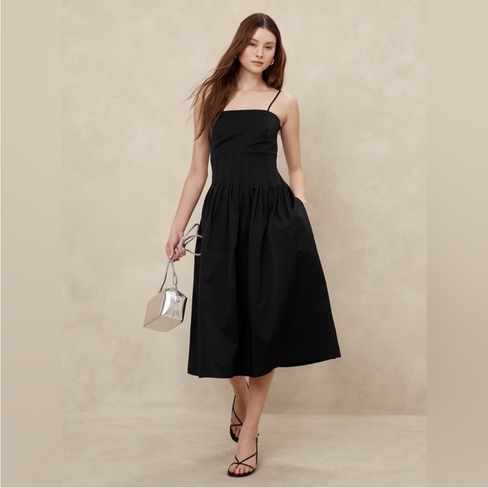 Banana Republic Pleated Midi Dress